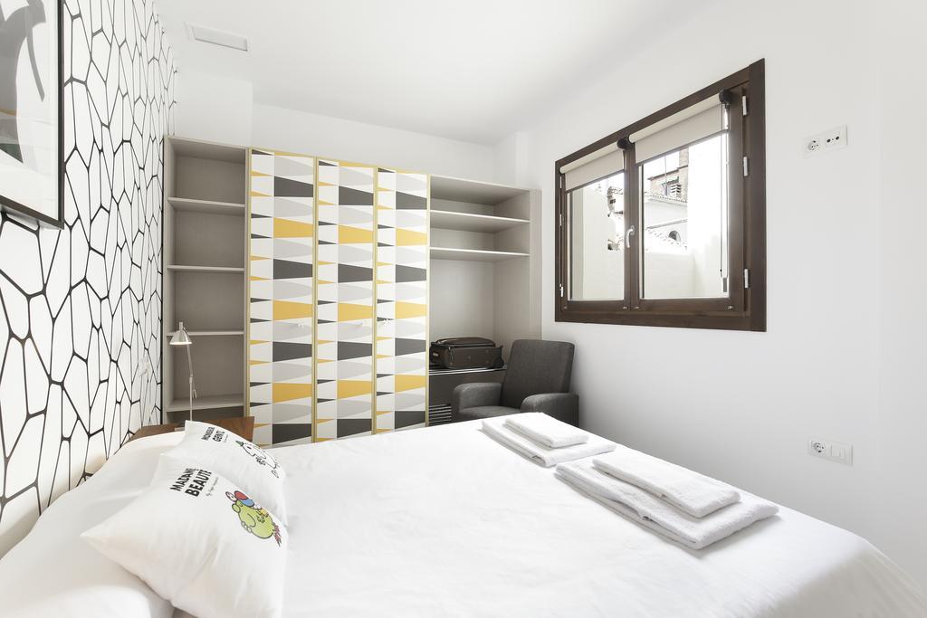 Hi Room - Smart Apartments - Ac Гранада Екстер'єр фото