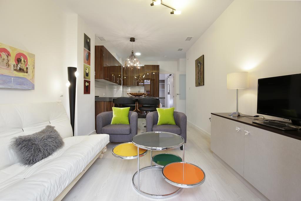 Hi Room - Smart Apartments - Ac Гранада Екстер'єр фото