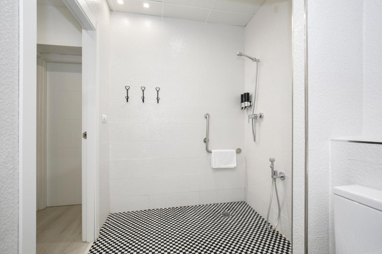 Hi Room - Smart Apartments - Ac Гранада Екстер'єр фото